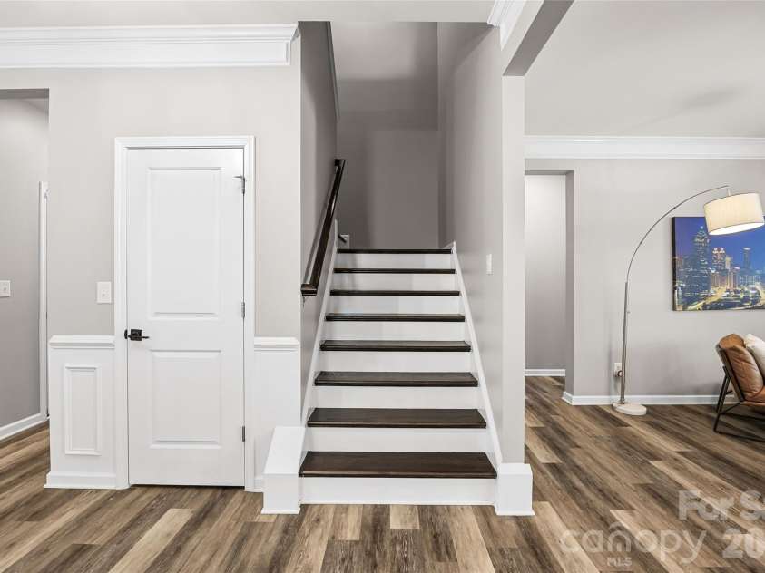 2315 Verde Creek Road, Charlotte, NC 28214.  MLS# CAR4362048, YatesRealty ID 11064. 