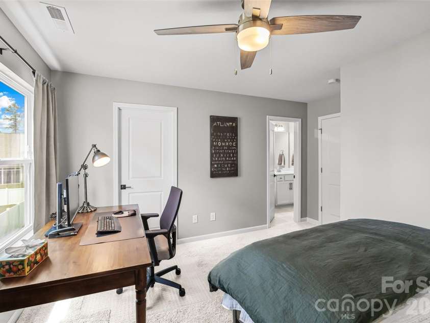 2315 Verde Creek Road, Charlotte, NC 28214.  MLS# CAR4362048, YatesRealty ID 11064. 