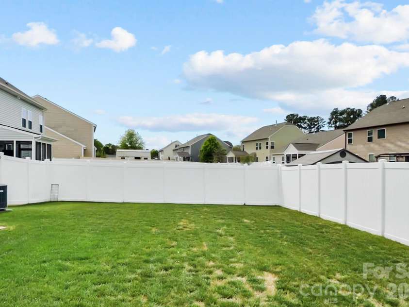 2315 Verde Creek Road, Charlotte, NC 28214.  MLS# CAR4362048, YatesRealty ID 11064. 