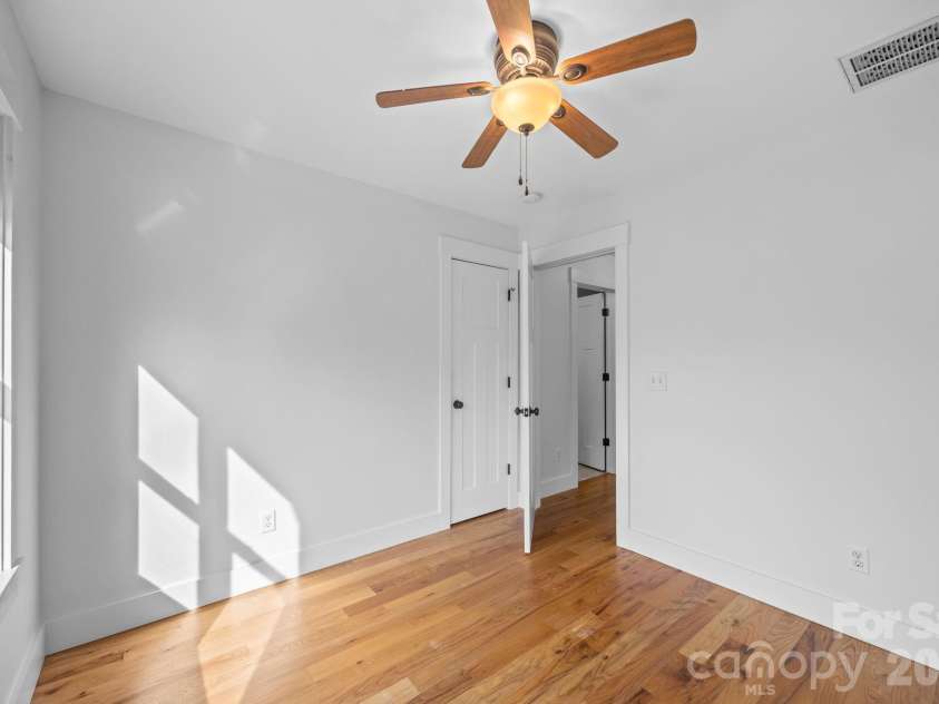 162 Deaver Street, Asheville, NC 28806.  MLS# CAR4343348, YatesRealty ID 11065. Another view
