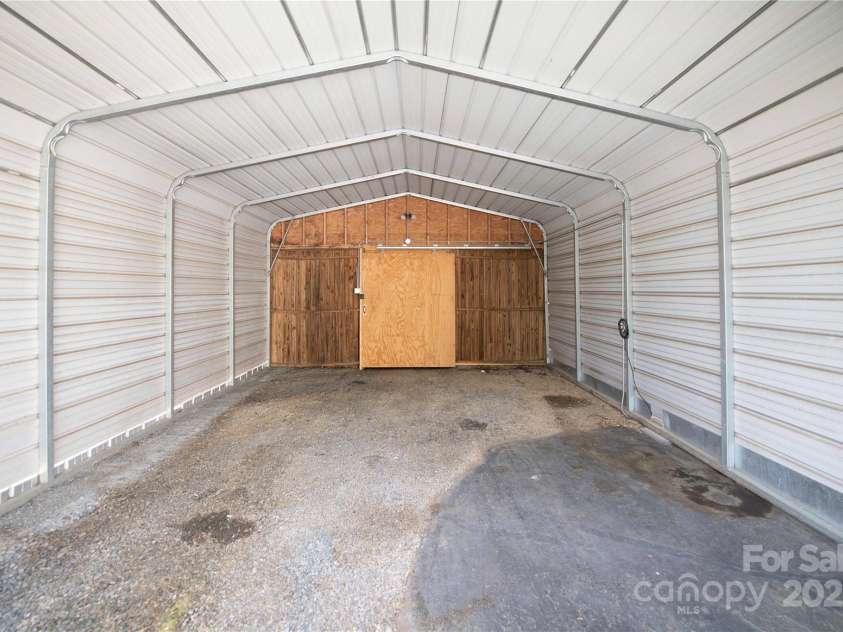 549 Englewood Street, Concord, NC 28025.  MLS# CAR4237159, YatesRealty ID 11065. 