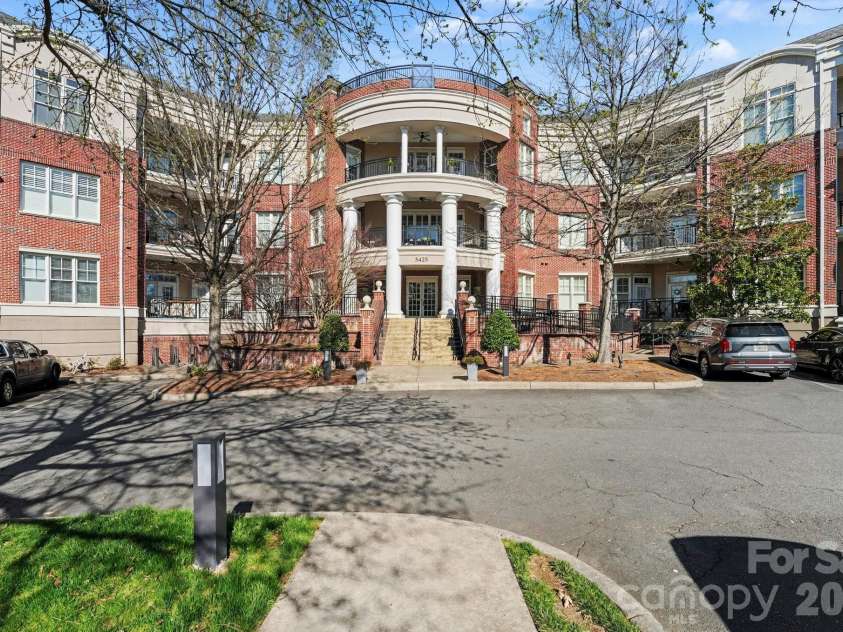 5425 Closeburn Road, Charlotte, NC 28210.  MLS# CAR4363801, YatesRealty ID 11067. 