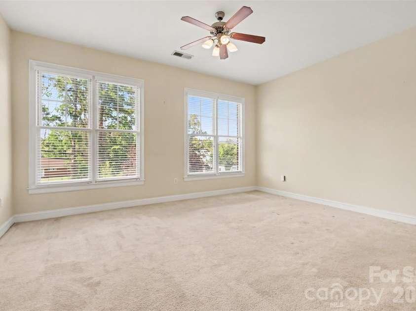 5425 Closeburn Road, Charlotte, NC 28210.  MLS# CAR4363801, YatesRealty ID 11067. 