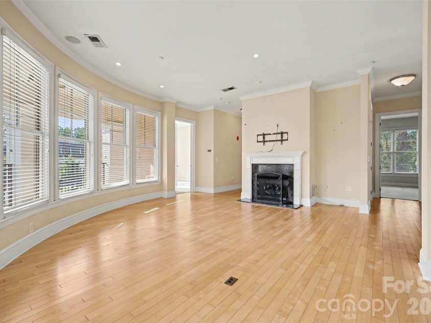 5425 Closeburn Road, Charlotte, NC 28210.  MLS# CAR4363801, YatesRealty ID 11067. 