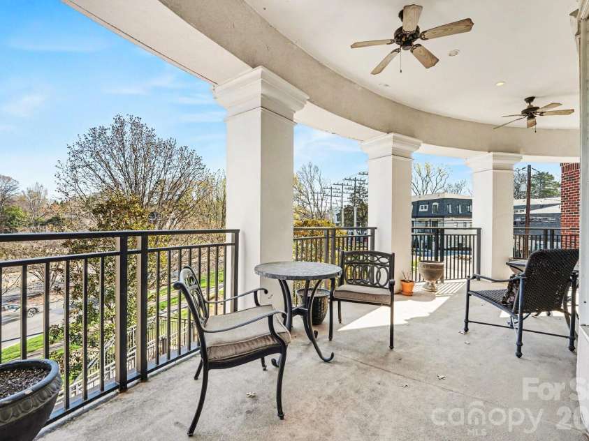5425 Closeburn Road, Charlotte, NC 28210.  MLS# CAR4363801, YatesRealty ID 11067. Virtually staged