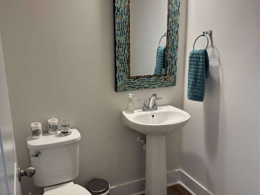 1527 Cedar Tree Drive, Belmont, NC 28012.  MLS# CAR4321972, YatesRealty ID 11068. 1/2 Bath
