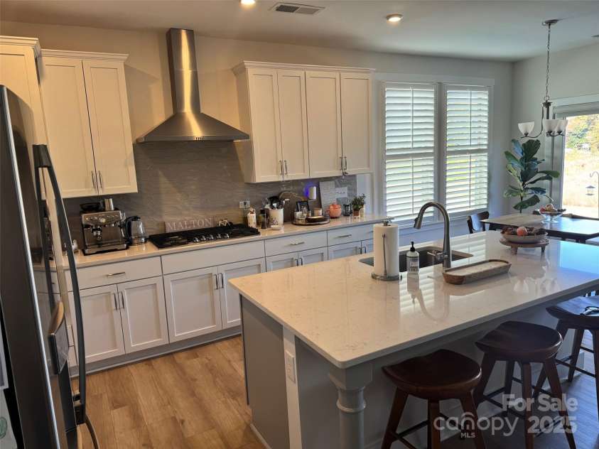 1527 Cedar Tree Drive, Belmont, NC 28012.  MLS# CAR4321972, YatesRealty ID 11068. Kitchen