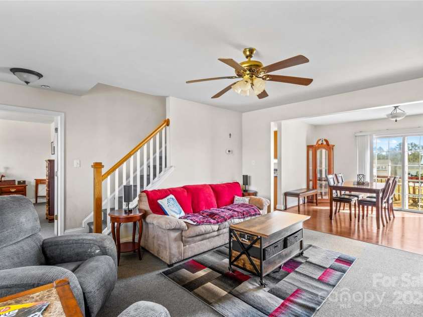 655 Mock Mill Road, Statesville, NC 28677.  MLS# CAR4234916, YatesRealty ID 11068. 