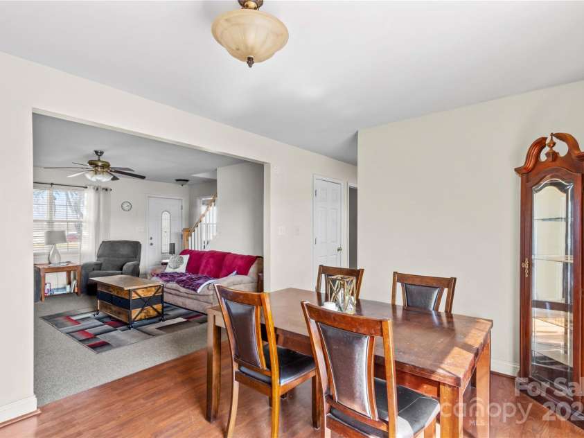 655 Mock Mill Road, Statesville, NC 28677.  MLS# CAR4234916, YatesRealty ID 11068. 