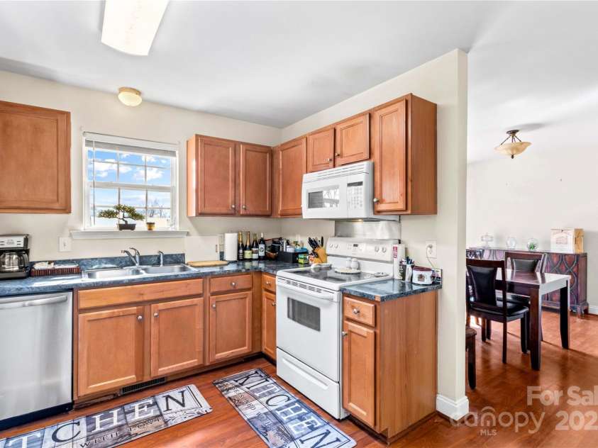 655 Mock Mill Road, Statesville, NC 28677.  MLS# CAR4234916, YatesRealty ID 11068. 