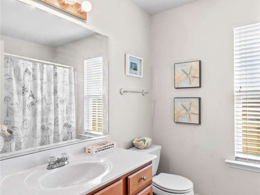 655 Mock Mill Road, Statesville, NC 28677.  MLS# CAR4234916, YatesRealty ID 11068. 