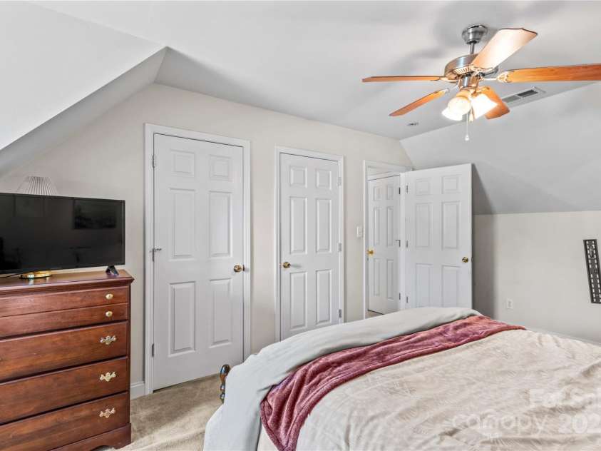 655 Mock Mill Road, Statesville, NC 28677.  MLS# CAR4234916, YatesRealty ID 11068. 