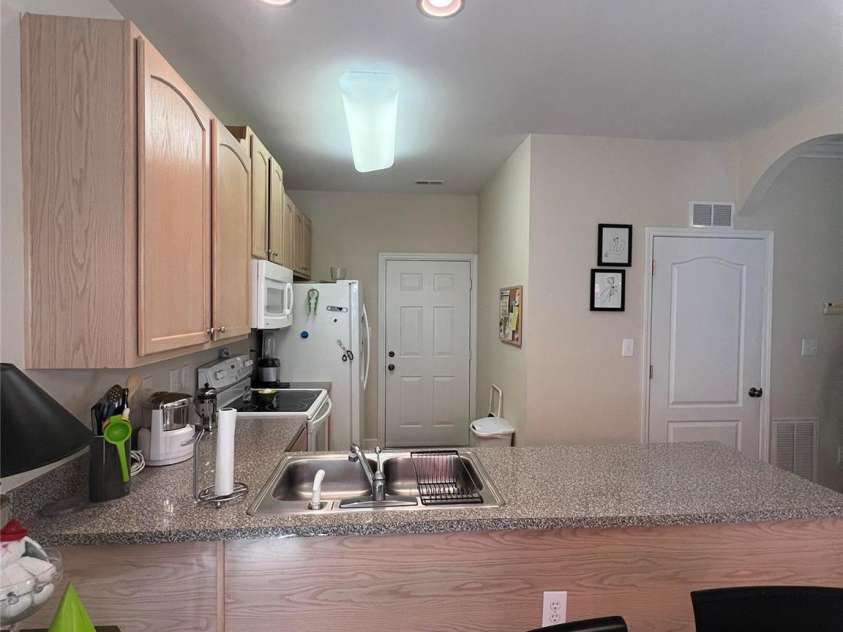 1376 21st Avenue, Hickory, NC 28601.  MLS# CAR4161622, YatesRealty ID 11069. 