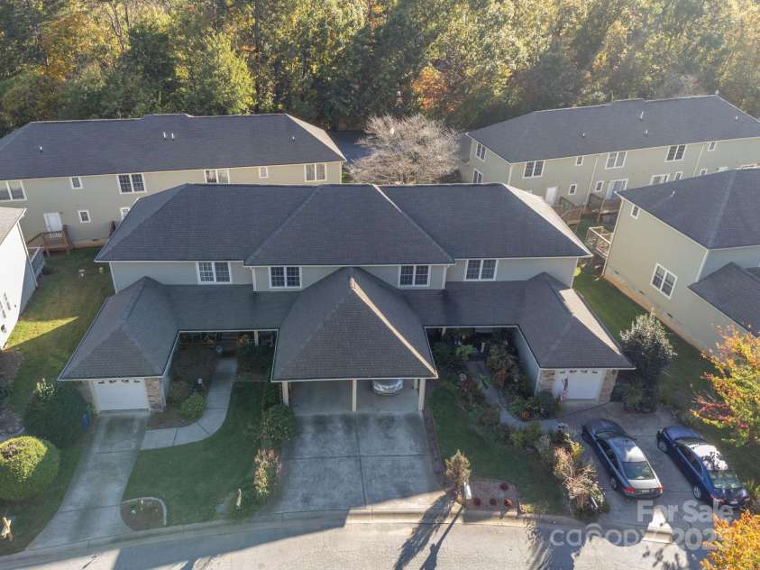 16 Aberdeen Drive, Arden, NC 28704.  MLS# CAR4313814, YatesRealty ID 1107. 