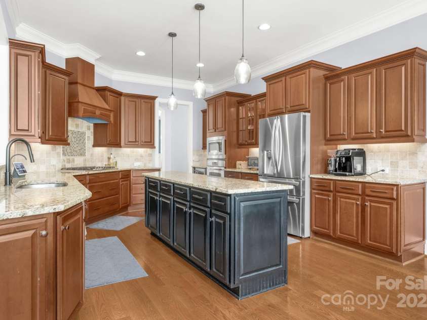 120 Grasslands Court, Advance, NC 27006.  MLS# CAR4253061, YatesRealty ID 11070. 