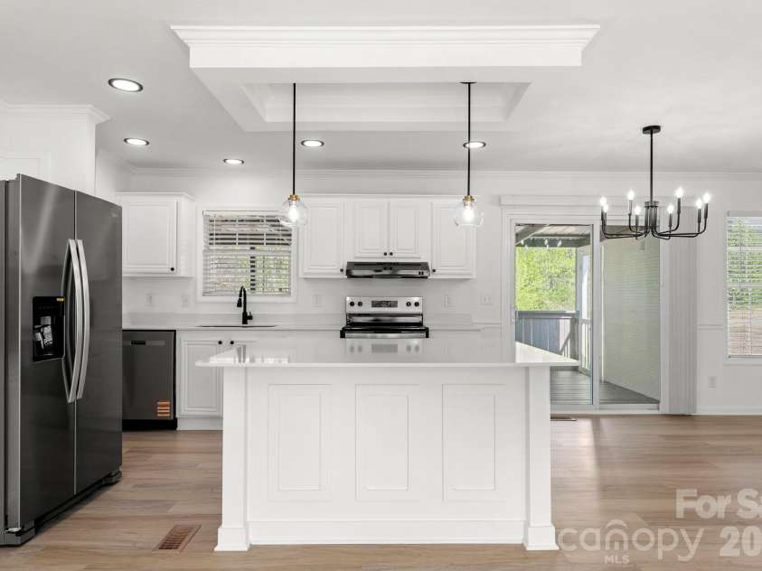 6901 Oxbow Lane, Monroe, NC 28110.  MLS# CAR4364677, YatesRealty ID 11070. 