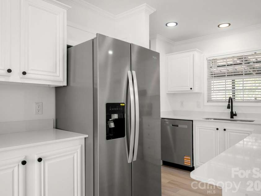 6901 Oxbow Lane, Monroe, NC 28110.  MLS# CAR4364677, YatesRealty ID 11070. 