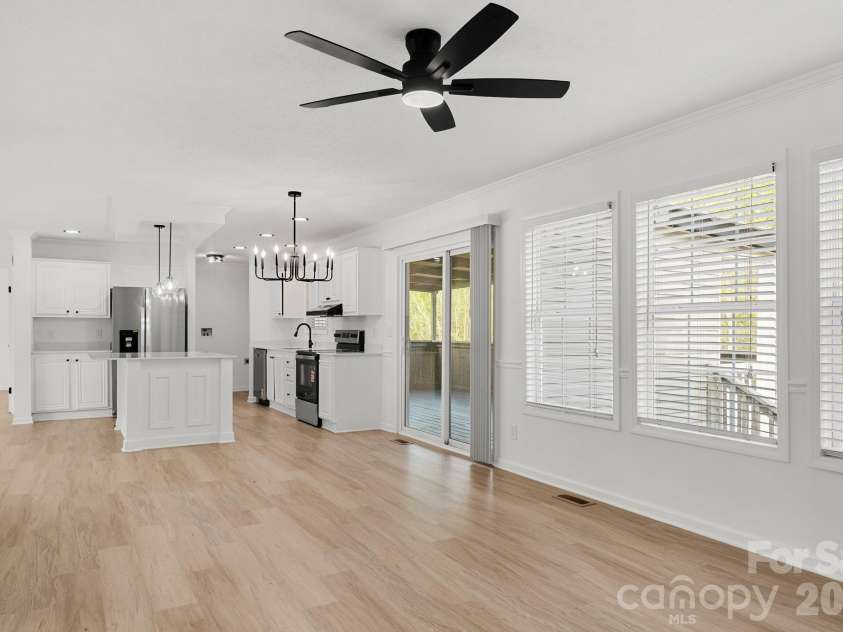 6901 Oxbow Lane, Monroe, NC 28110.  MLS# CAR4364677, YatesRealty ID 11070. 