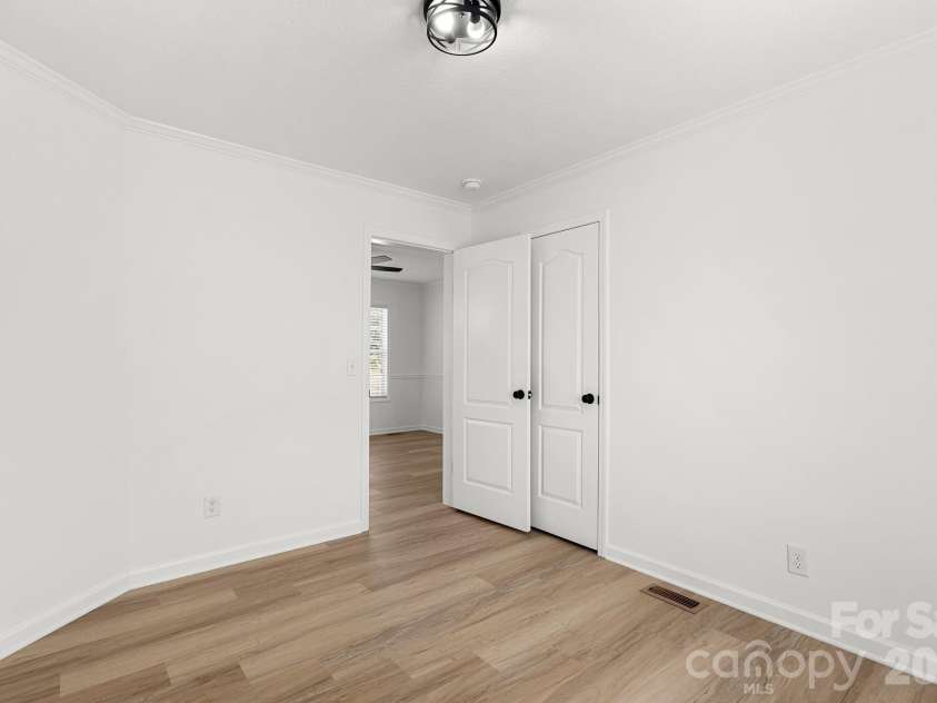6901 Oxbow Lane, Monroe, NC 28110.  MLS# CAR4364677, YatesRealty ID 11070. 