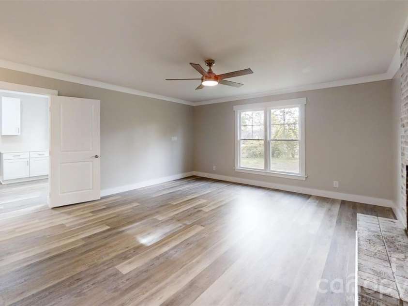 307 Washington Avenue, Bessemer City, NC 28016.  MLS# CAR4365960, YatesRealty ID 11071. 