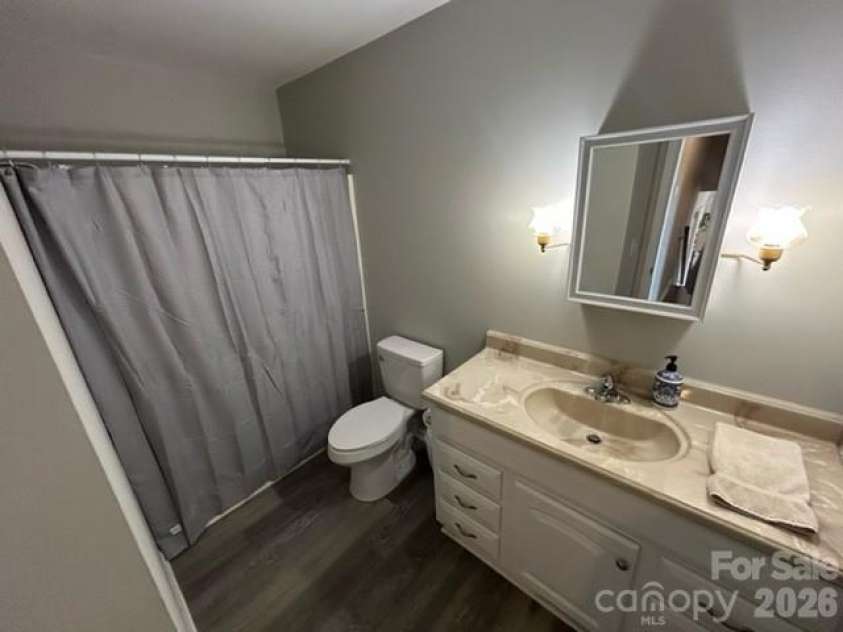 191 Celeste Eufola Road, Statesville, NC 28677.  MLS# CAR4365990, YatesRealty ID 11072. Bath 2