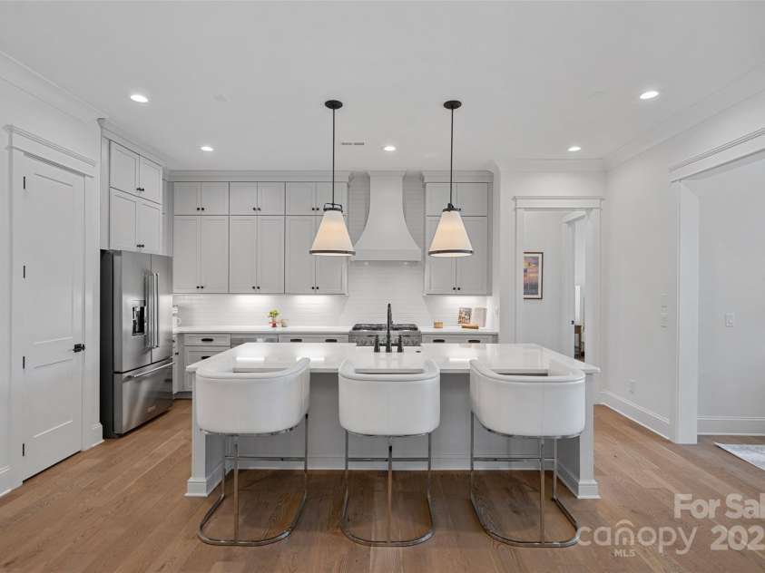 12152 Cambridge Square Drive, Cornelius, NC 28031.  MLS# CAR4238760, YatesRealty ID 11073. 