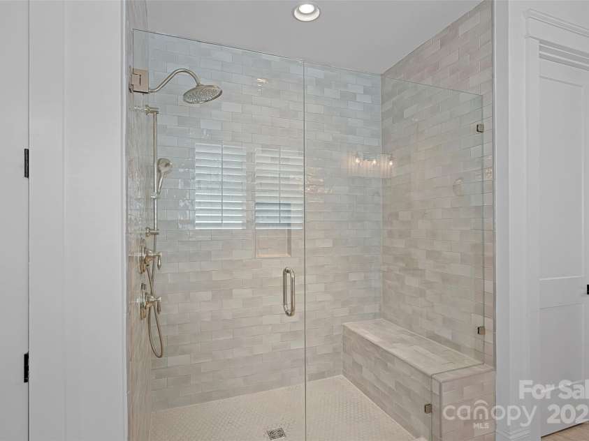 12152 Cambridge Square Drive, Cornelius, NC 28031.  MLS# CAR4238760, YatesRealty ID 11073. 