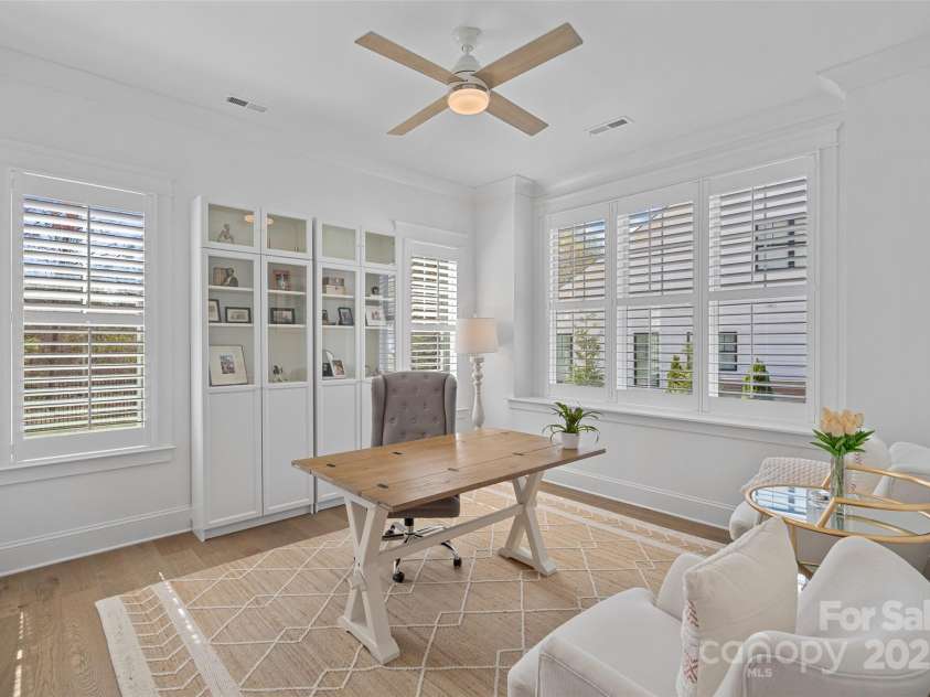 12152 Cambridge Square Drive, Cornelius, NC 28031.  MLS# CAR4238760, YatesRealty ID 11073. 