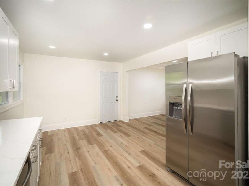 4921 Churchill Drive, Charlotte, NC 28269.  MLS# CAR4248426, YatesRealty ID 11074. 