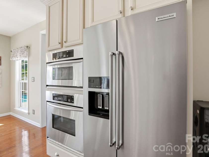 125 Louden Drive, Mooresville, NC 28115.  MLS# CAR4392890, YatesRealty ID 11075. 