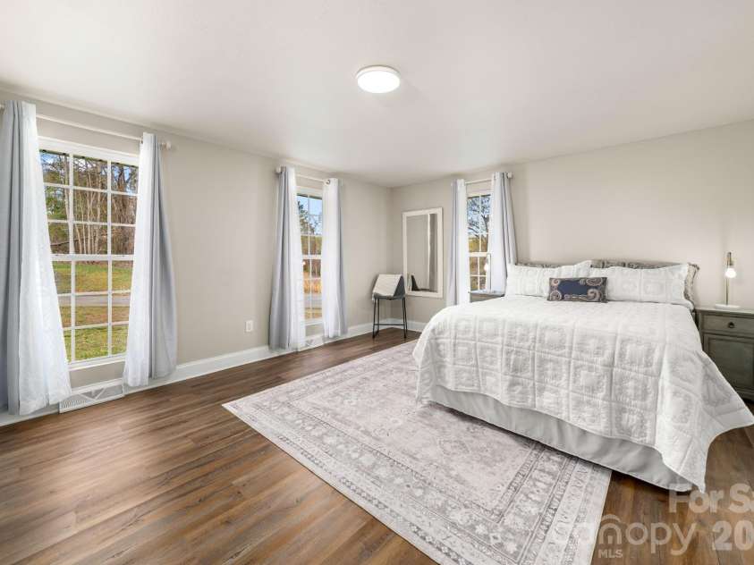 154 Shadowgate Drive, Forest City, NC 28043.  MLS# CAR4364664, YatesRealty ID 11076. 