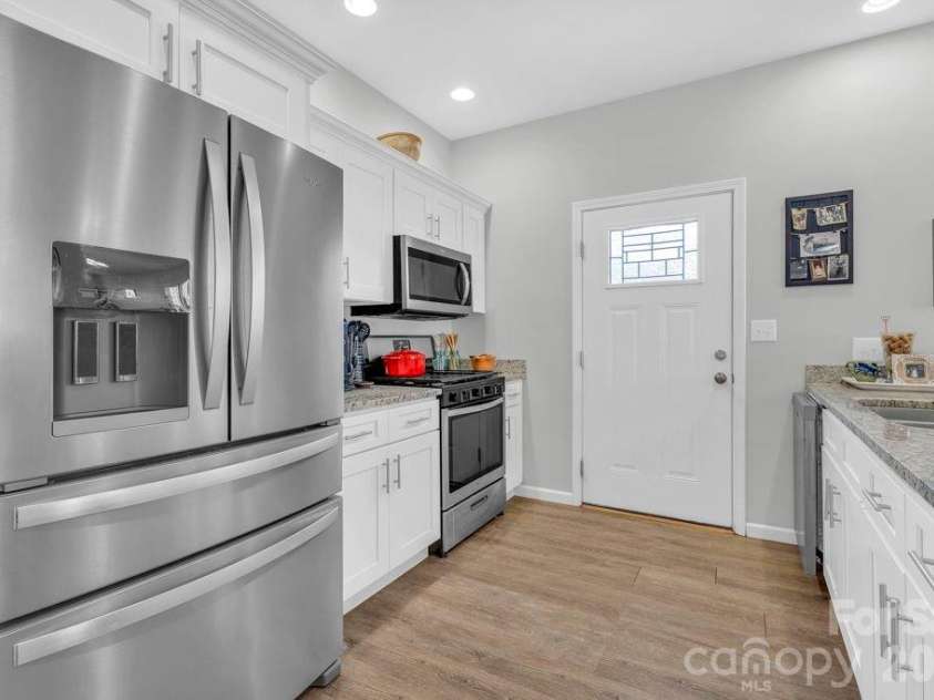 24 Merideth Drive, Marion, NC 28752.  MLS# CAR4368185, YatesRealty ID 11077. 