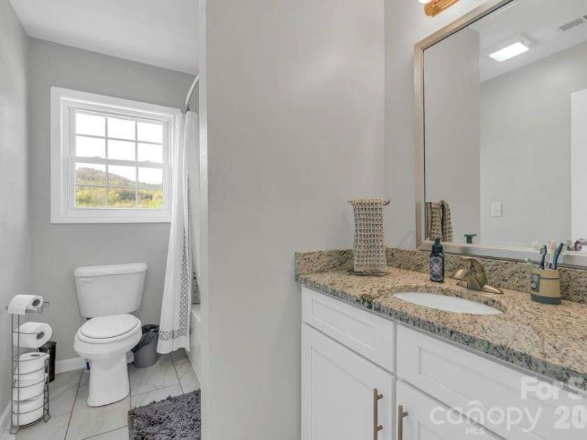 24 Merideth Drive, Marion, NC 28752.  MLS# CAR4368185, YatesRealty ID 11077. 