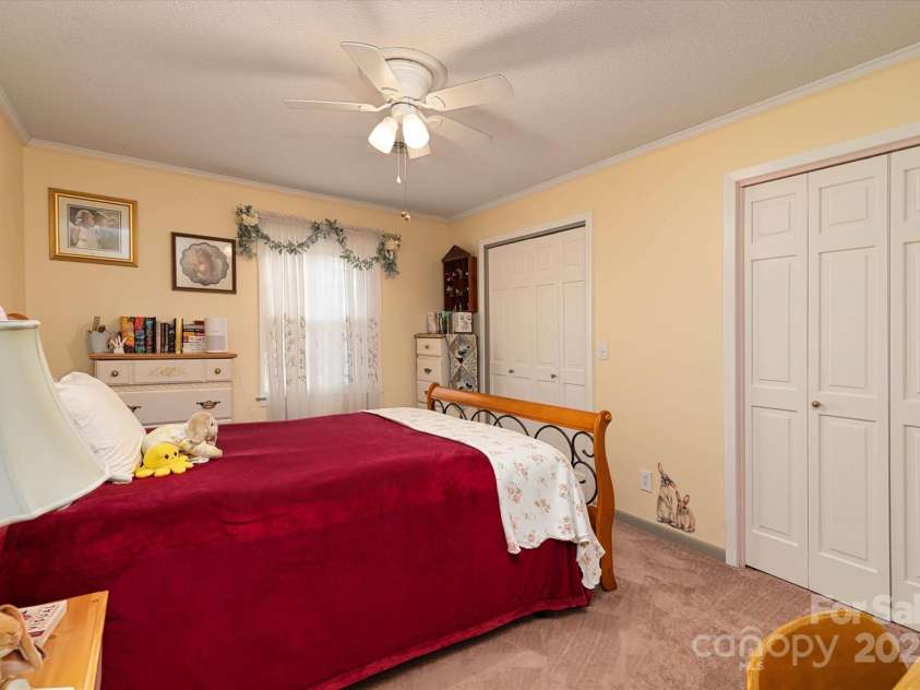 418 Woodcrest Lane, Albemarle, NC 28001.  MLS# CAR4328478, YatesRealty ID 11079. 