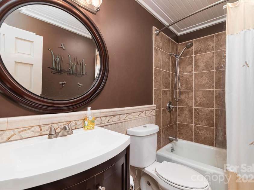 418 Woodcrest Lane, Albemarle, NC 28001.  MLS# CAR4328478, YatesRealty ID 11079. 