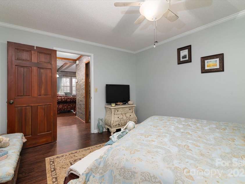 418 Woodcrest Lane, Albemarle, NC 28001.  MLS# CAR4328478, YatesRealty ID 11079. 