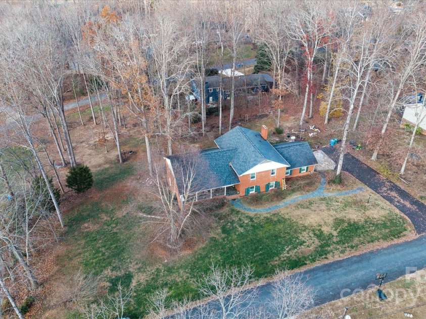 418 Woodcrest Lane, Albemarle, NC 28001.  MLS# CAR4328478, YatesRealty ID 11079. 
