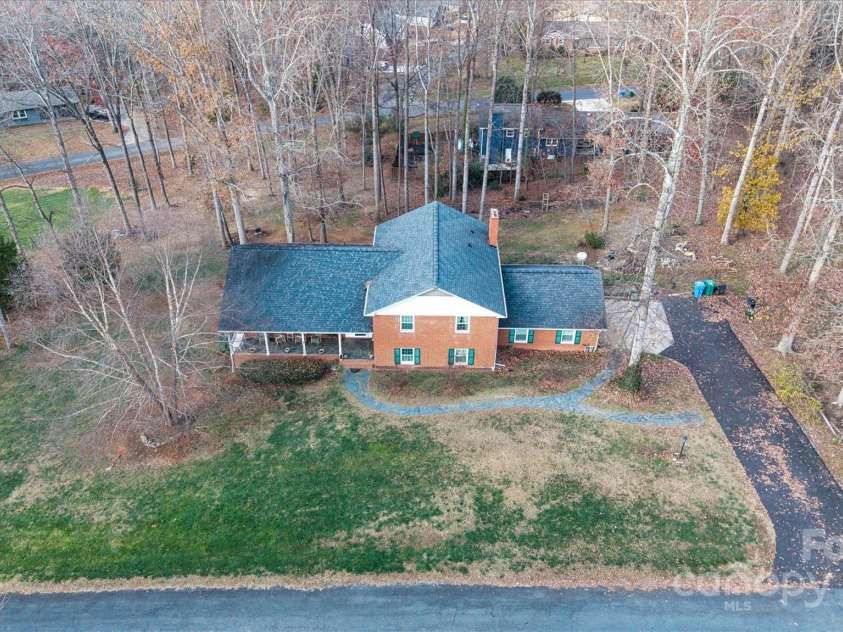 418 Woodcrest Lane, Albemarle, NC 28001.  MLS# CAR4328478, YatesRealty ID 11079. 