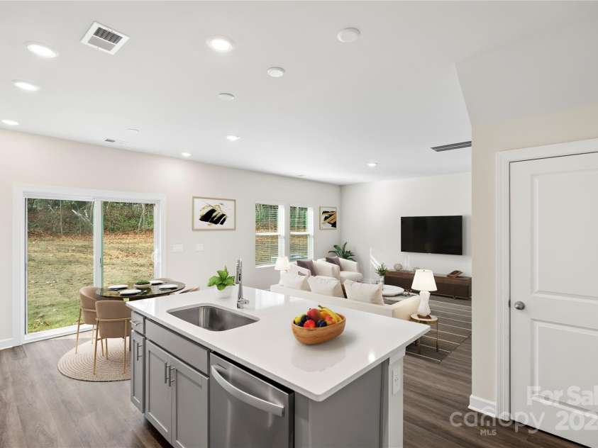 4032 Bufflehead Drive, Charlotte, NC 28269.  MLS# CAR4207401, YatesRealty ID 1108. 