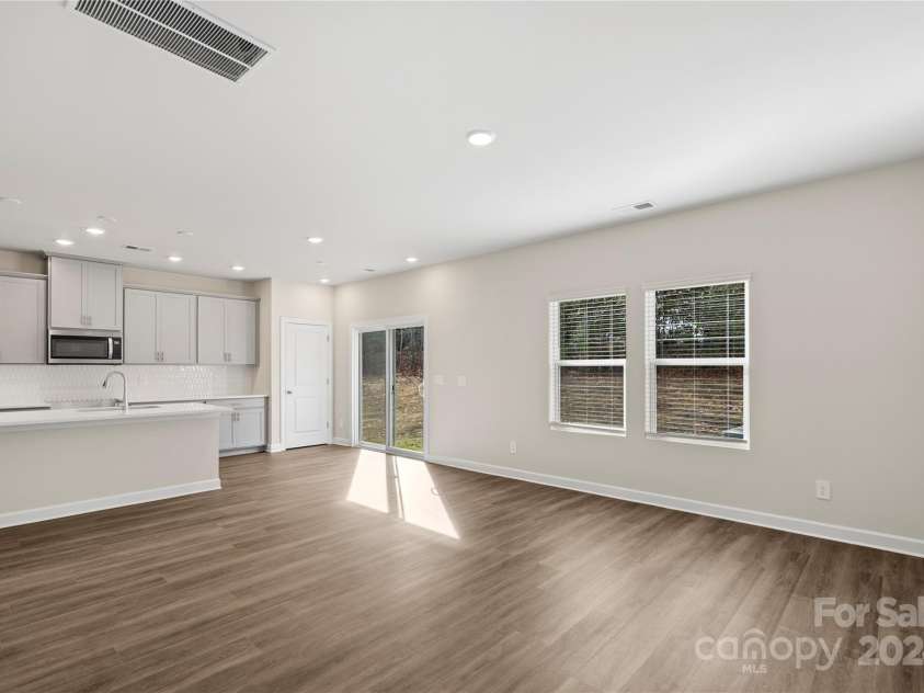 4032 Bufflehead Drive, Charlotte, NC 28269.  MLS# CAR4207401, YatesRealty ID 1108. 
