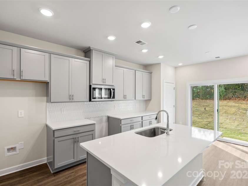 4032 Bufflehead Drive, Charlotte, NC 28269.  MLS# CAR4207401, YatesRealty ID 1108. 