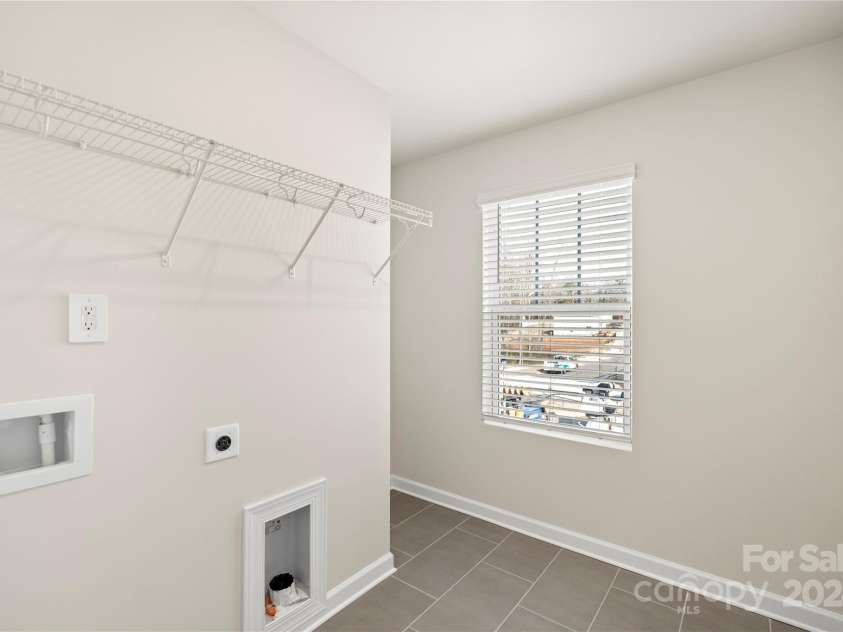 4032 Bufflehead Drive, Charlotte, NC 28269.  MLS# CAR4207401, YatesRealty ID 1108. 