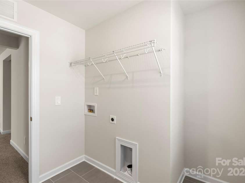 4032 Bufflehead Drive, Charlotte, NC 28269.  MLS# CAR4207401, YatesRealty ID 1108. 