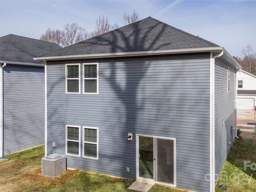 4032 Bufflehead Drive, Charlotte, NC 28269.  MLS# CAR4207401, YatesRealty ID 1108. 