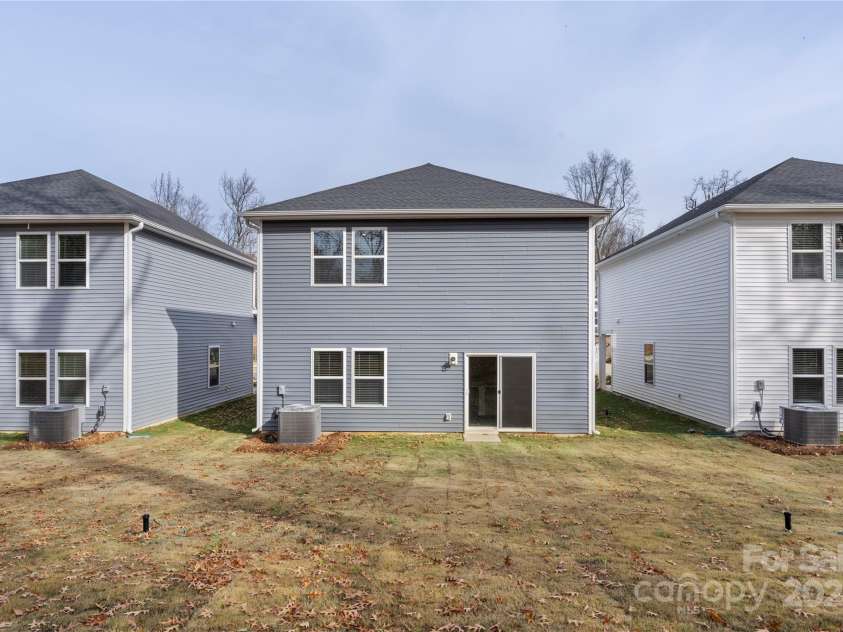 4032 Bufflehead Drive, Charlotte, NC 28269.  MLS# CAR4207401, YatesRealty ID 1108. 