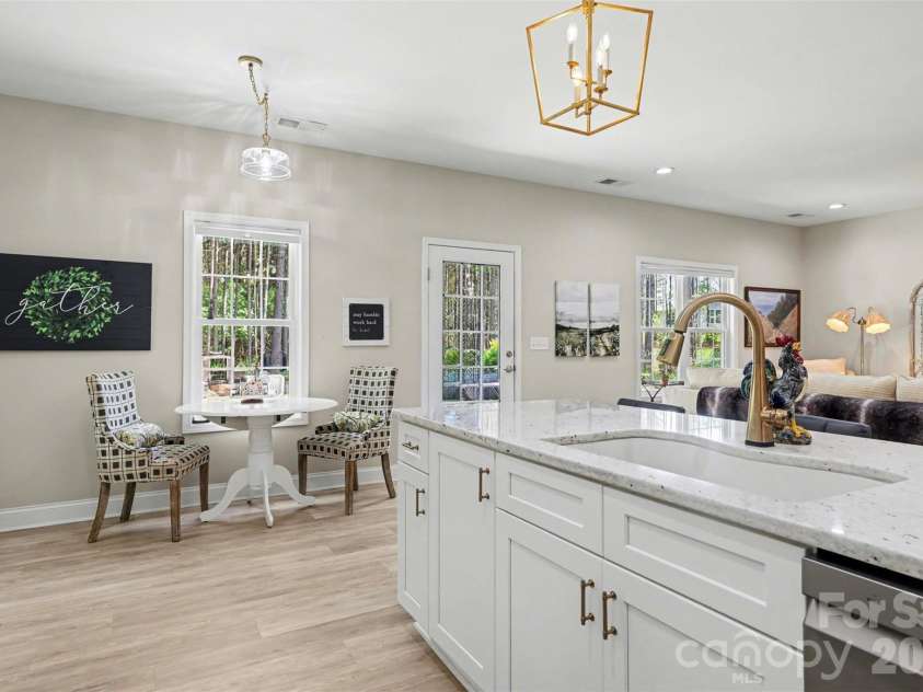 820 Sunset Pointe Drive, Salisbury, NC 28146.  MLS# CAR4363663, YatesRealty ID 11080. 