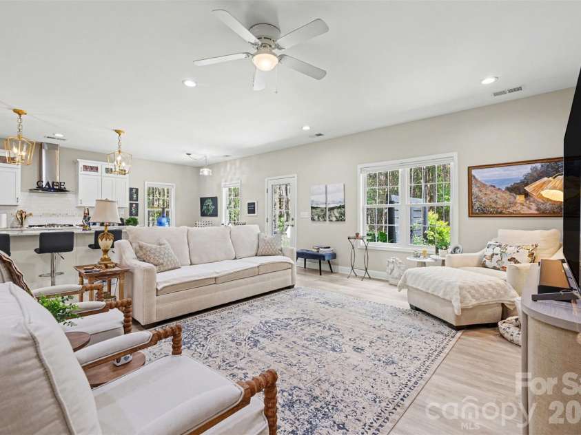 820 Sunset Pointe Drive, Salisbury, NC 28146.  MLS# CAR4363663, YatesRealty ID 11080. Open Floor Plan