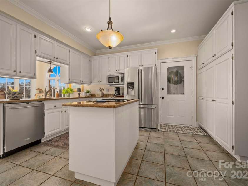 2308 Bostic Sunshine Highway, Bostic, NC 28018.  MLS# CAR4239117, YatesRealty ID 11082. Kitchen