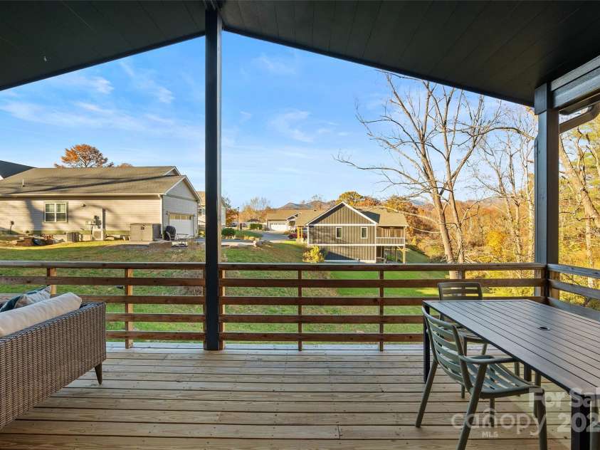 110 Timberview Drive, Swannanoa, NC 28778.  MLS# CAR4304765, YatesRealty ID 11084. 