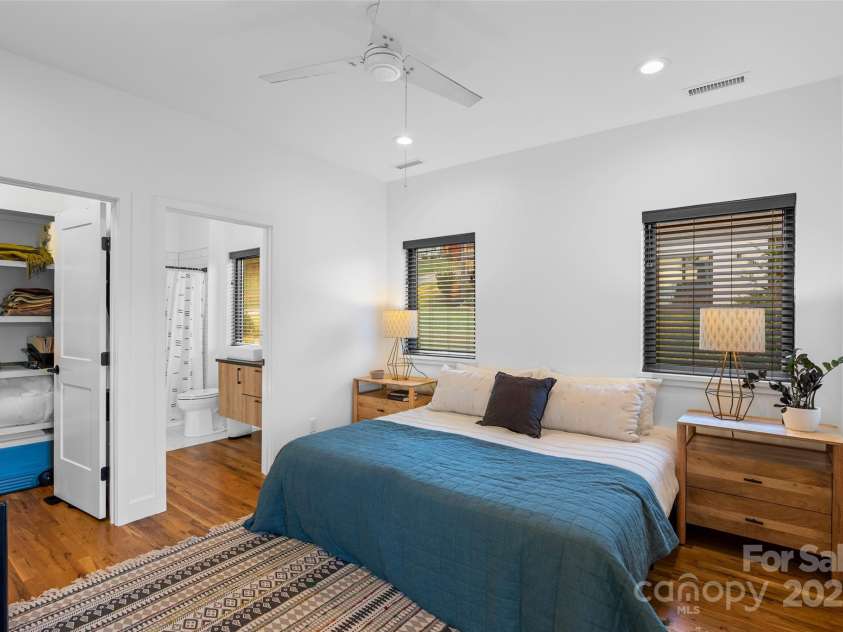 110 Timberview Drive, Swannanoa, NC 28778.  MLS# CAR4304765, YatesRealty ID 11084. 